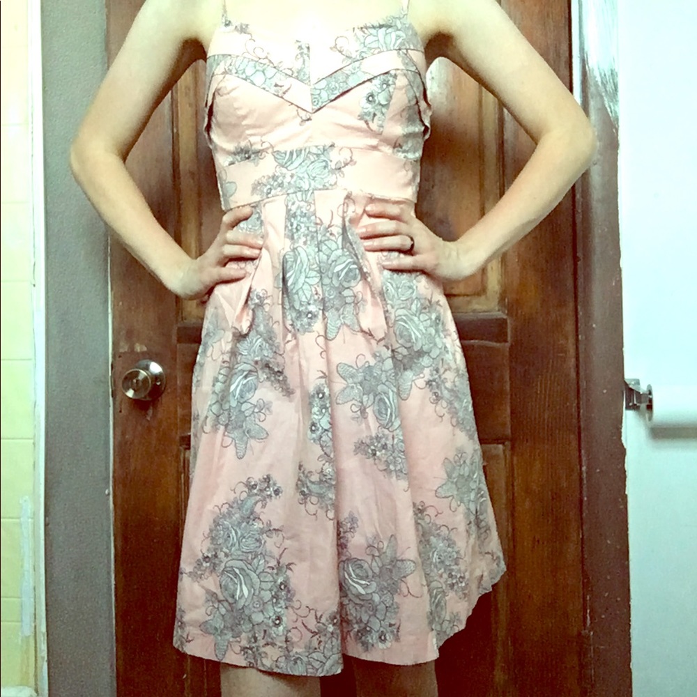 Maurice’s pink dress